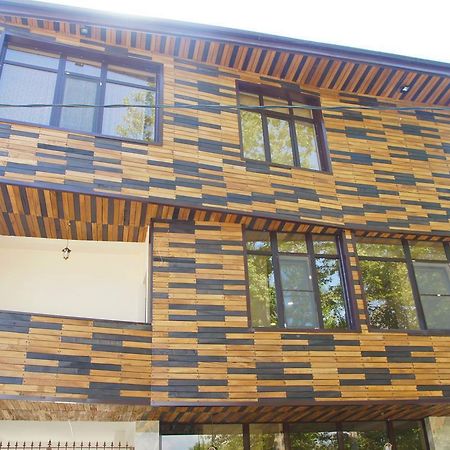 Guest House Belyi Lebed Σουχούμι Εξωτερικό φωτογραφία