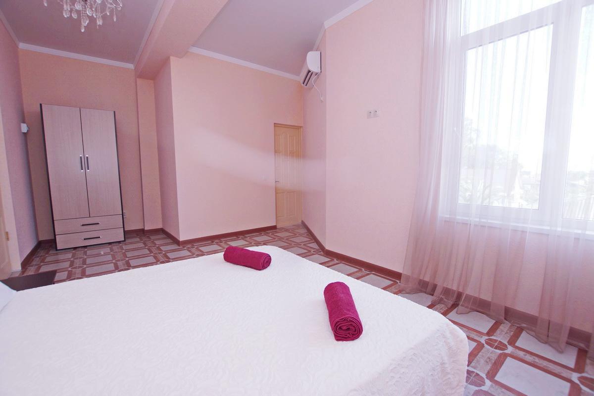 Guest House Belyi Lebed Σουχούμι Εξωτερικό φωτογραφία